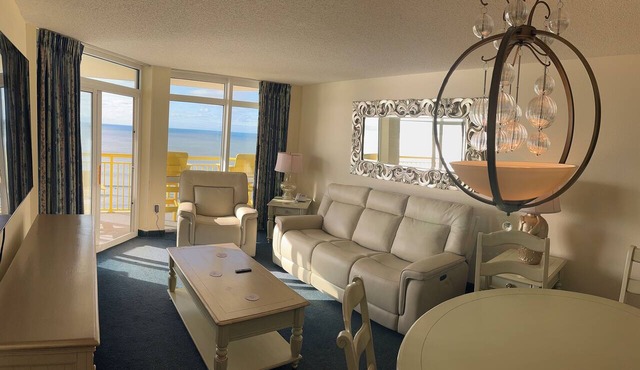 Spacious Oceanfront 2-bedroom Condo in Bay Watch in beautiful North Myrtle Beach