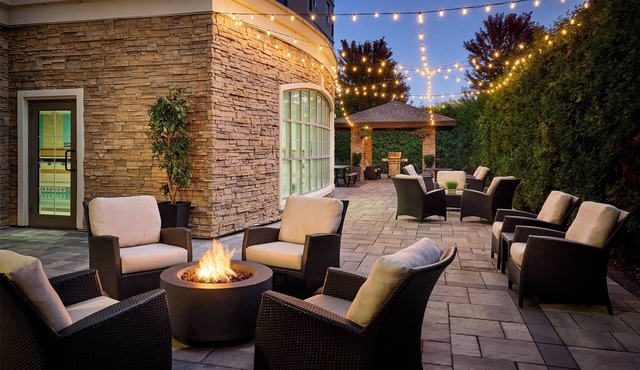Staybridge Suites Oakville by IHG