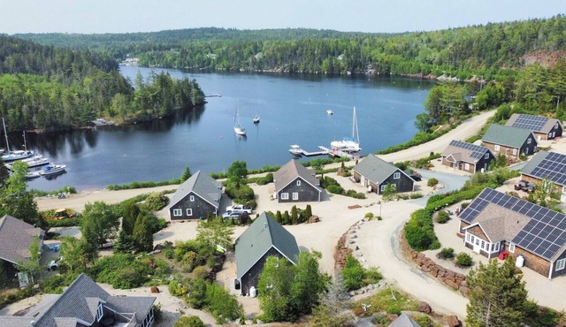 Storybook cottage in an unforgettable oceanfront setting ...