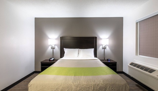 Studio 6 Greenville, SC - I-85 Near Downtown