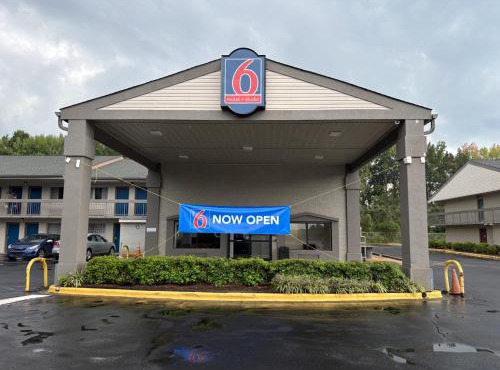 Studio 6 Suites Charlotte, NC Northlake