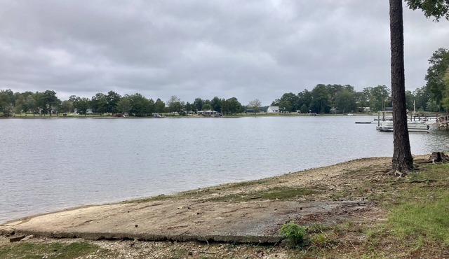 Stunning Waterfront Views at Captain Bob's Lake House