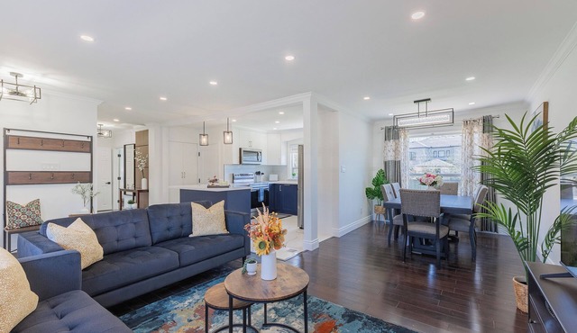 Stylish, and Fully Renovated Bungalow Retreat