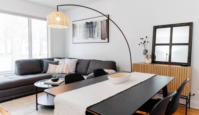 Stylish Home with All Amenities