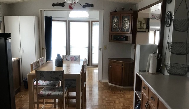 Summer getaway near Lake Simcoe. Golf course across the street with a restaurant