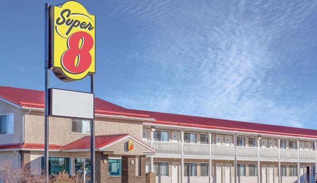 Super 8 by Wyndham Stettler