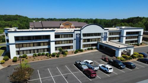 SureStay by Best Western Charlotte Matthews