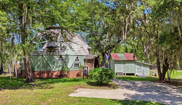The Dome at Wild River-A Peaceful & Unique Riverfront Getaway!