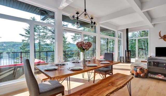 The Eyrie: Sweeping views waterfront sunlit escape