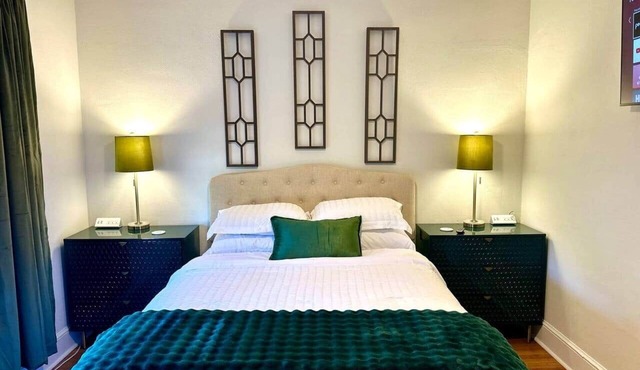 The Gathering Place, Sleeps 12!
