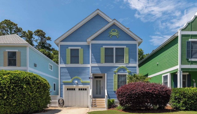 The Green Crab at Devonshire Place Bermuda Bay, Flex Stay Patterns, Resort Community in Kill Devil Hills