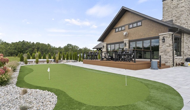 The Lodge - Experience Unmatched Luxury at Our Spectacular Location In Harrow