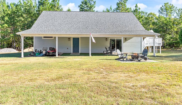 The Restful Rooster Barn Apartment