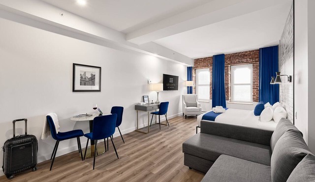 Theater Lofts | Quebec, 606