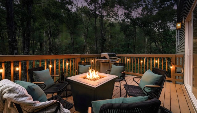 Top Shenandoah Resort Retreat | 4BR w/2 King Suites | Easy Drive | Newly Built