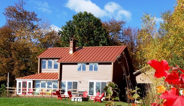 Tranquility on Penobscot Bay Private Retreat: Book Your Maine Foliage Trip Now