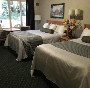 Travelodge by Wyndham Winnipeg East
