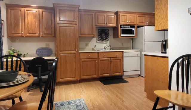 Treetop apartment in Victoria Cross. Minutes to town of Montague in Eastern PEI.