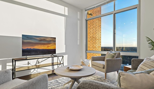 Tysons 1BR + Queen Den | Rooftop Pool & City Views