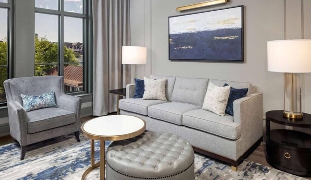 Ultimate Hub: Two 1BR Suite w/Kitchenette l Near King Street - 2.1 miles Away