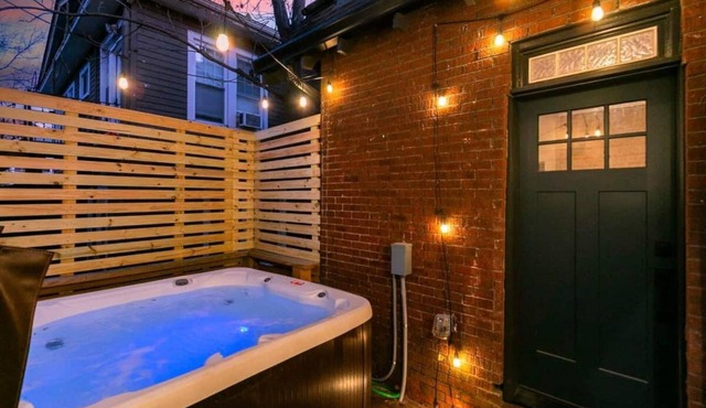 Upscale Craftsman w Hot Tub | Walk to Belmont & 12 South