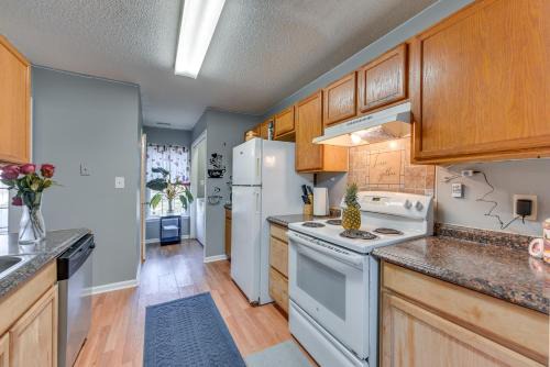 Uptown Charlotte Townhome w/Patio & Yard!