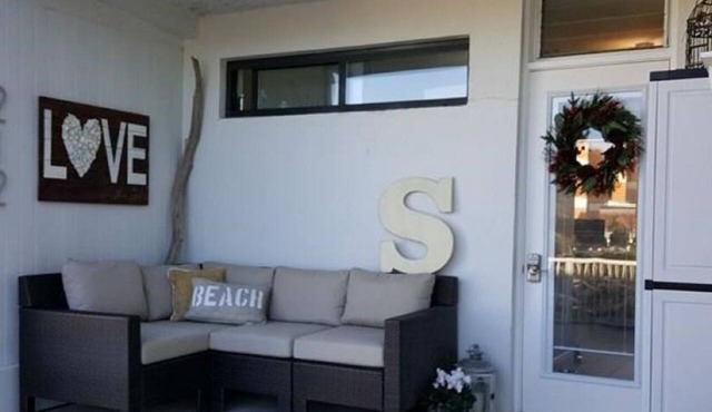 Virginia Beach Oceanfront/Boardwalk, Beach, Pool & Balcony