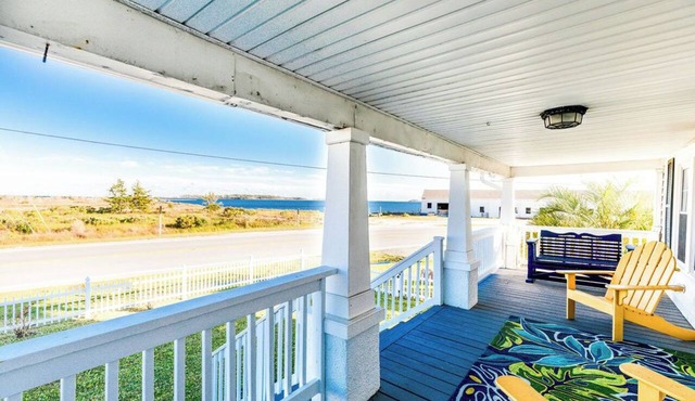 Water View & Access, Game Room~Sunrise~Beach~Kayak Fishing Sleeps 6