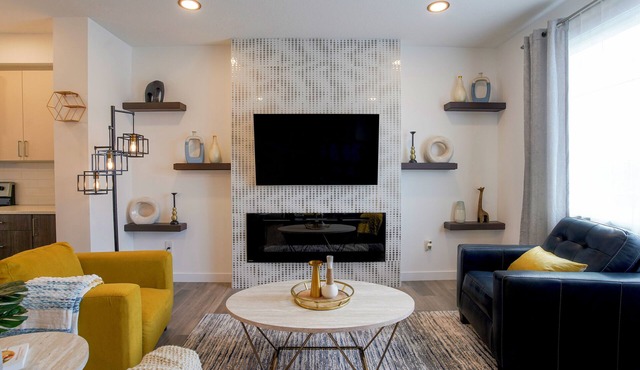 Westend Escape - 8 min from West Edmonton Mall!