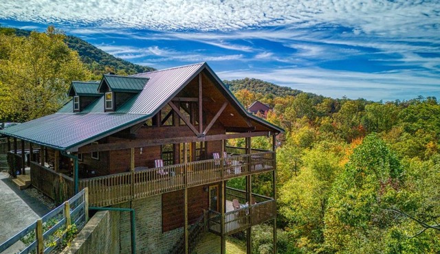 Whiskey's mountain lodge, Mtn Views, Hot Tub, 560 FREE tickets each paid day