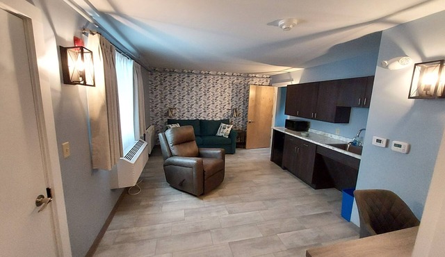 Wolastoq Inn and Suites