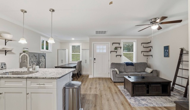 Wonderful 2-bedroom house in welcoming Newton