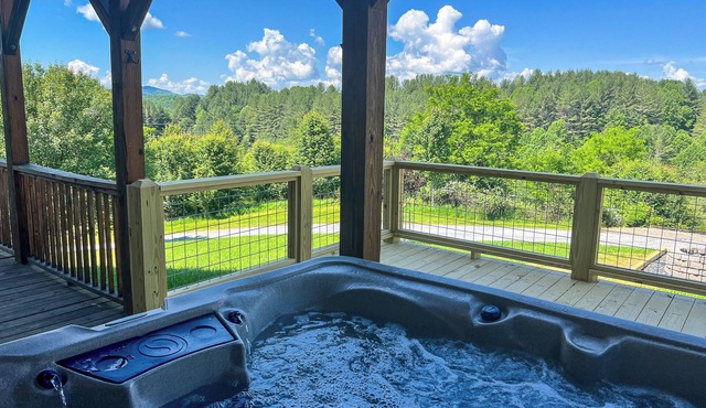 Your Cool Escape Starts Here - 3BR/3BA with Hot tub, Game Room, Rvr Access