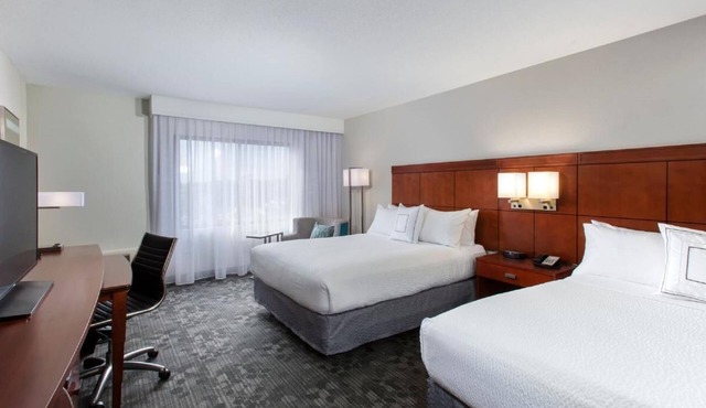 Your Home Away From Home! 2 Relaxing Units, Indoor Pool, Free Parking!
