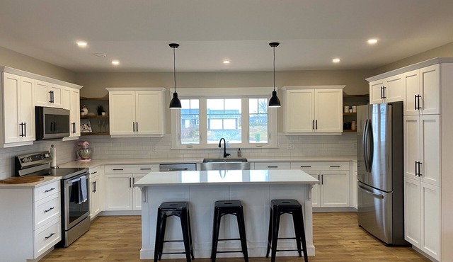 Your Home Away From Home- 4 bed, 3 bath, centrally located.