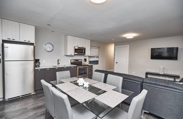 Luxury Boutique Condo - 4B -SALE: NO CLEANING FEE!