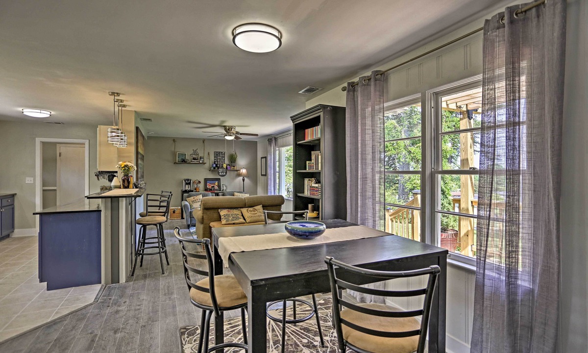 Chattanooga Cottage | Family-friendly Escape ~ 6 Mi to City Center!