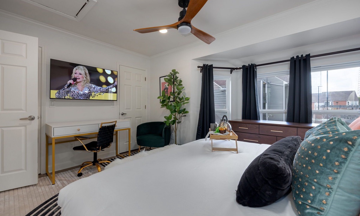 Rutledge Hill Cottage | Funky Town - Walk to Broadway