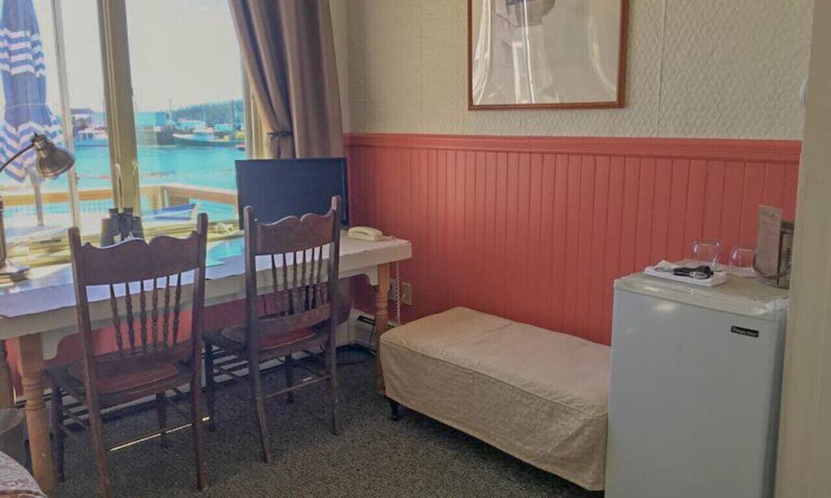 Stonington Hotel | Inn on the Harbor