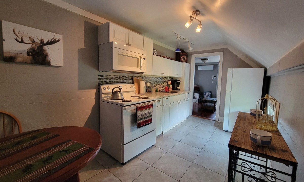 Searsport Apartment | 1 bed apartment w/kitchen & outdoor space perfect for exploring Mid Coast Main