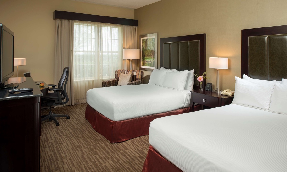 Durham Hotel | DoubleTree Raleigh Durham Airport at Research Triangle Park
