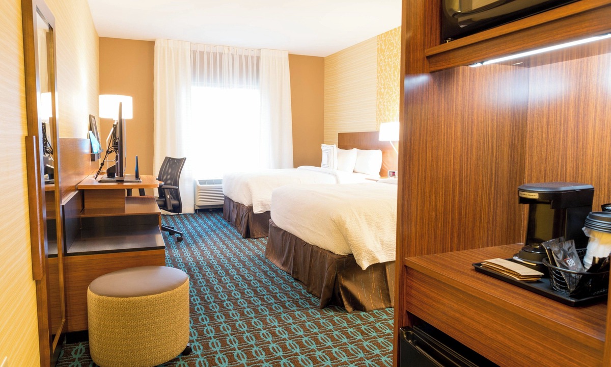 Dickson Hotel | Fairfield Inn & Suites by Marriott Dickson