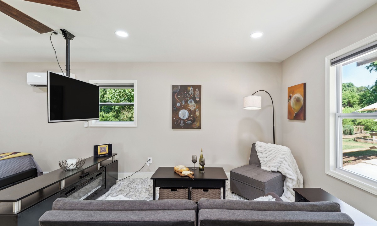 Hickory Apartment | Hickory Hideaway: Pet-Friendly Haven w/Fire Pit!