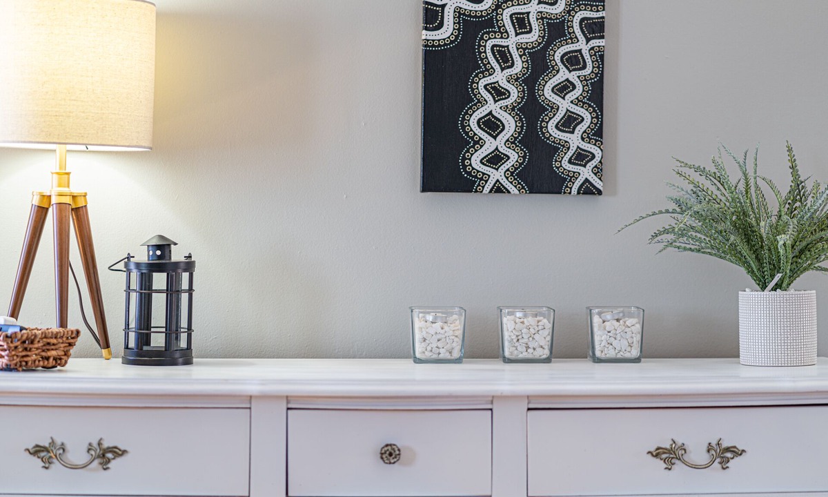 Hampton Condo | Central and Chic Hampton Condo! 2 br 2 ba W/D +WIFI! Dog Friendly
