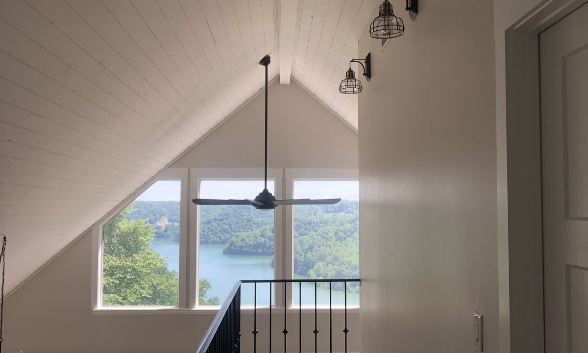 Smithville House | Gorgeous lake view- Only 1 mile from Sligo Marina!