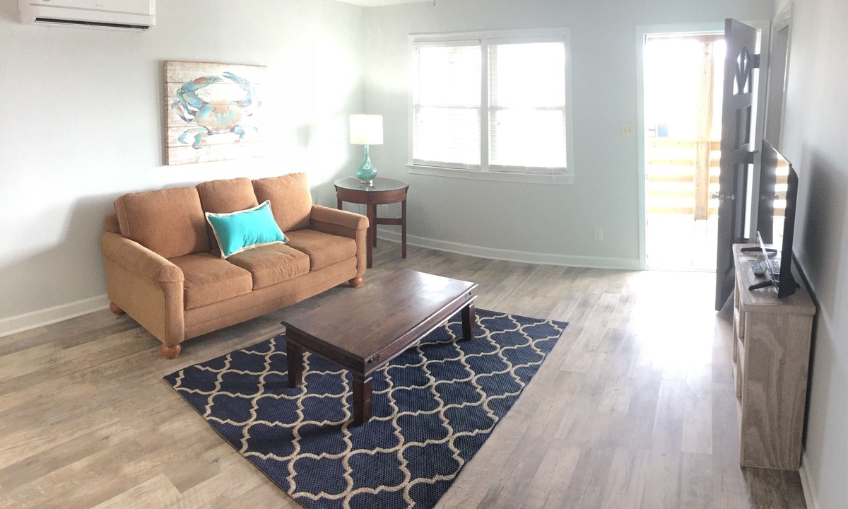 Nags Head Apartment | Atlantic Oasis, less than 1 block to the beach! Private & Spacious, Full Kitchen