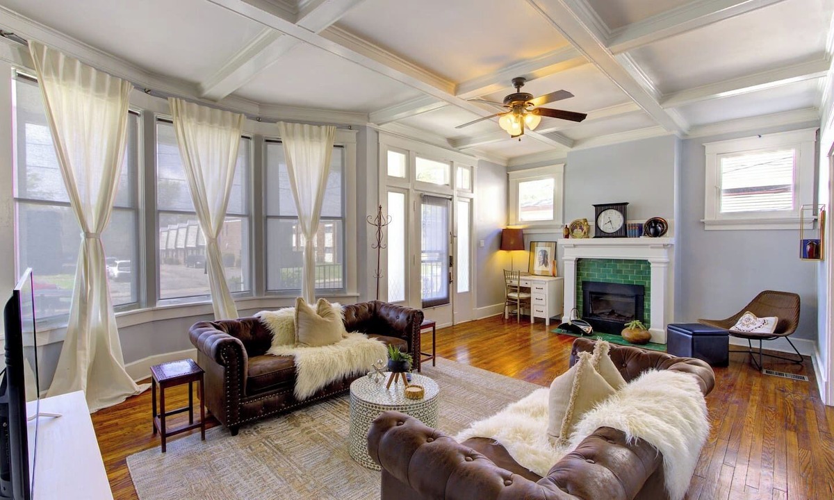 Evergreen Apartment | Spacious Colonial | Fireplace | Close to Overton