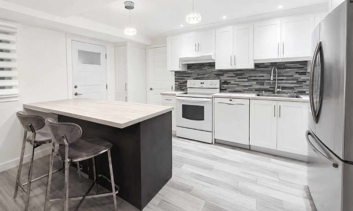 Francois-Perrault Apartment | Appartement rénové 5 personnes Métro à pied