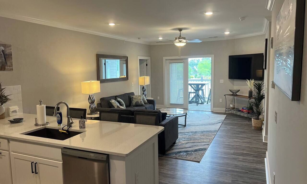 Calabash Apartment | Luxury Condo at Crow Creek golf resort