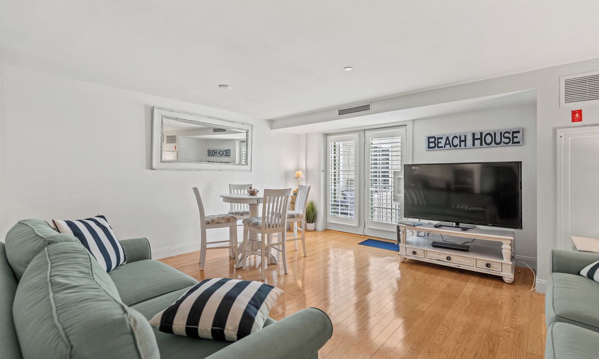 Old Orchard Beach Condo | Grand Victorian ocean view, Unit 409